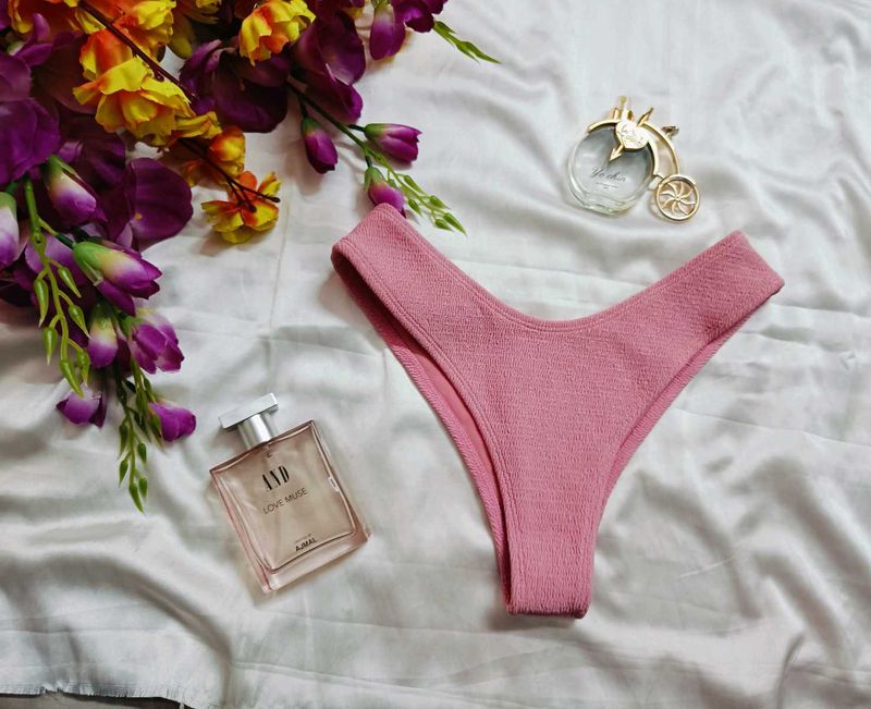 🇳🇿💫💗 Wanderlust Imported Breif