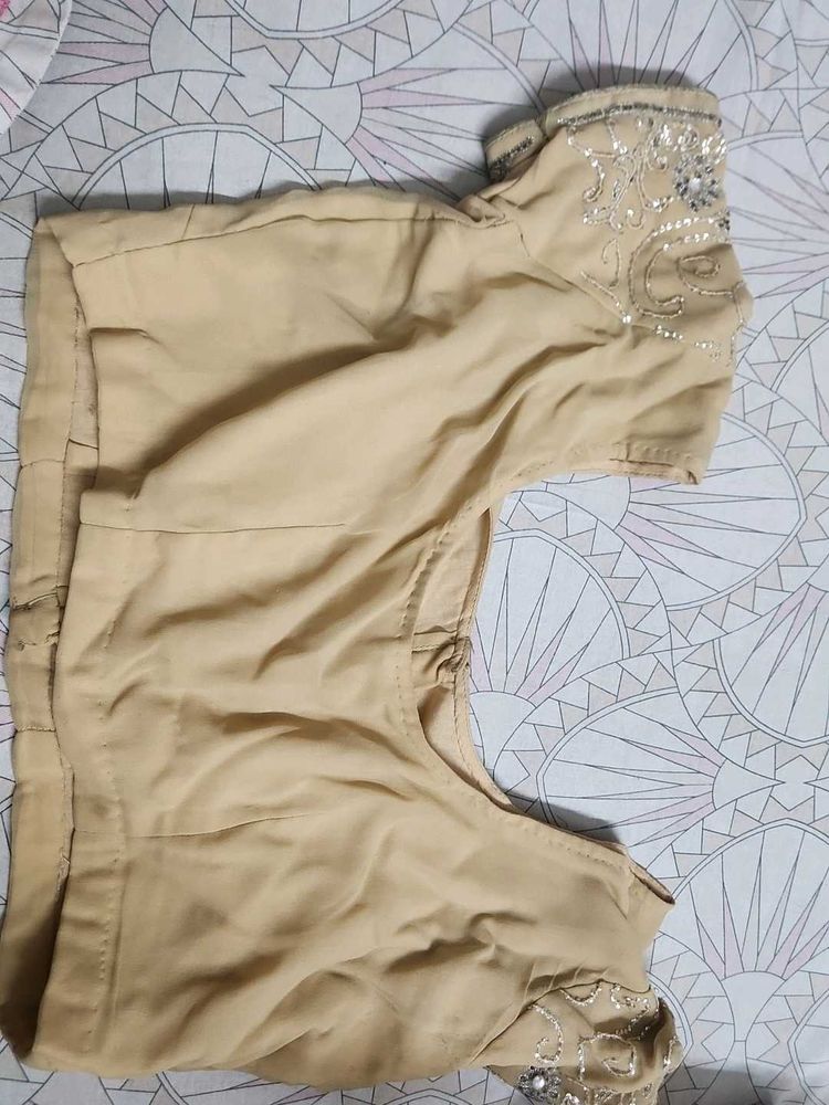 Embroidered saree🥻