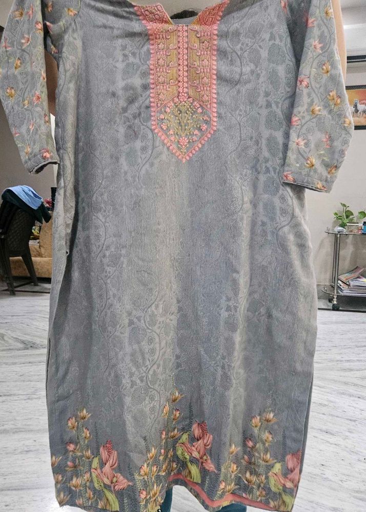 Maa Ka Suit
