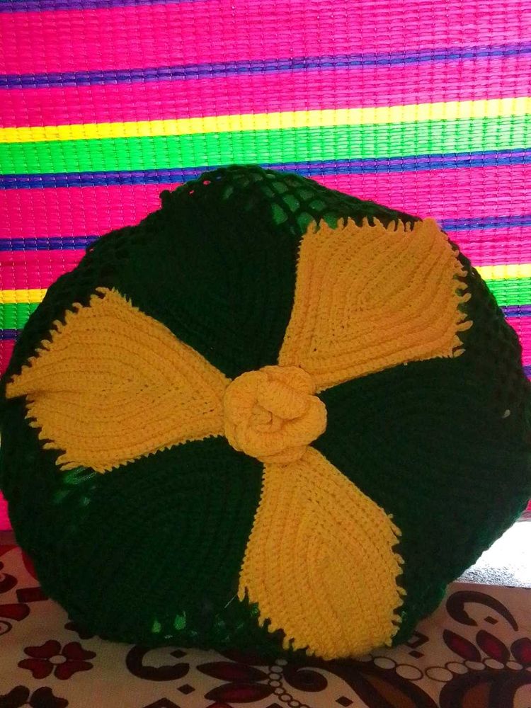Best Green And Yellow Colour Pillow Peace Of 1