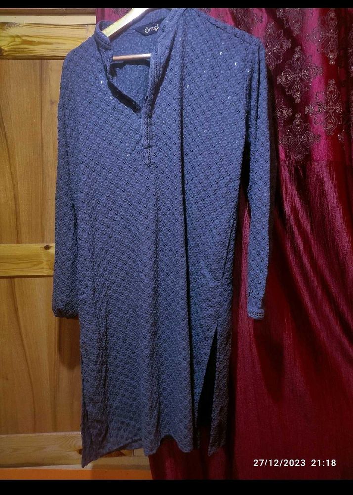 Mens Embroidered Kurta