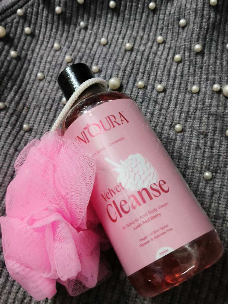 VNIQURA Velvet Cleanse Body Wash