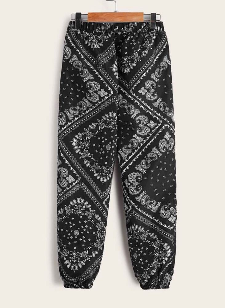 Boho Pants / Paisley Print ElasticWaist Pant