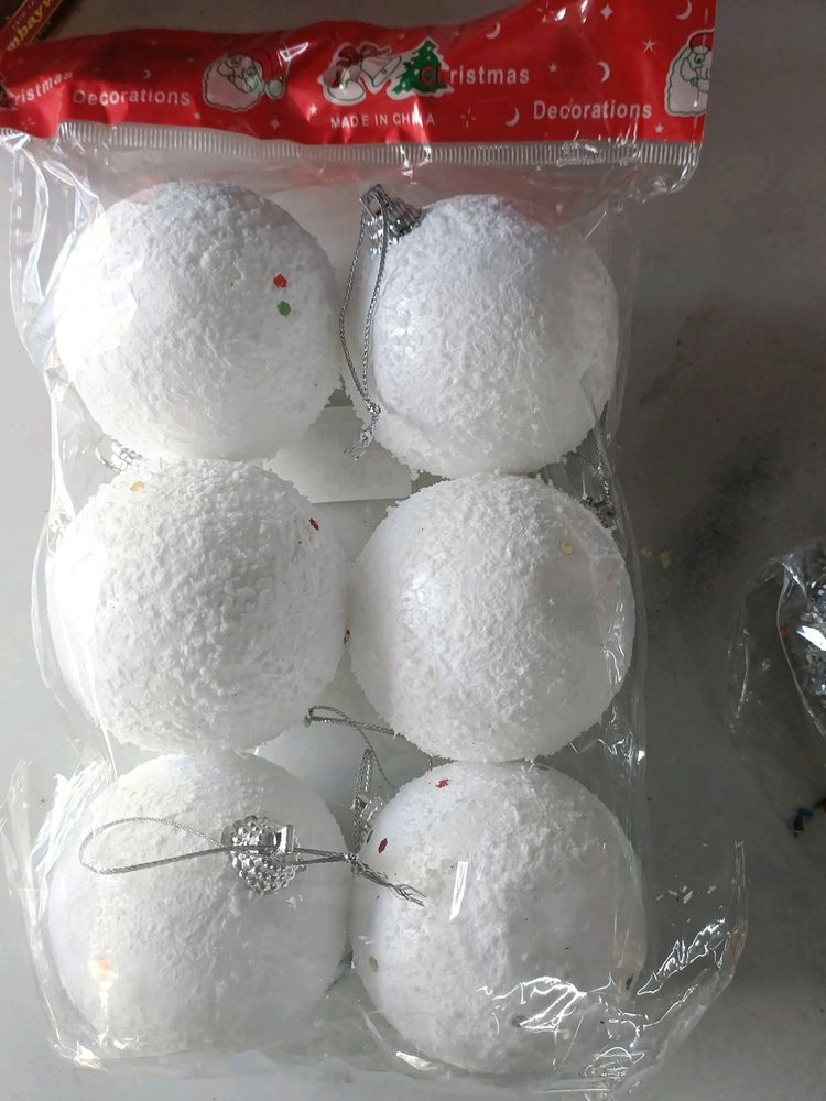 Tharmacol Bools Crismas Decoration