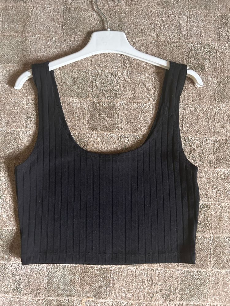 Black Ribbed Cropped Tank