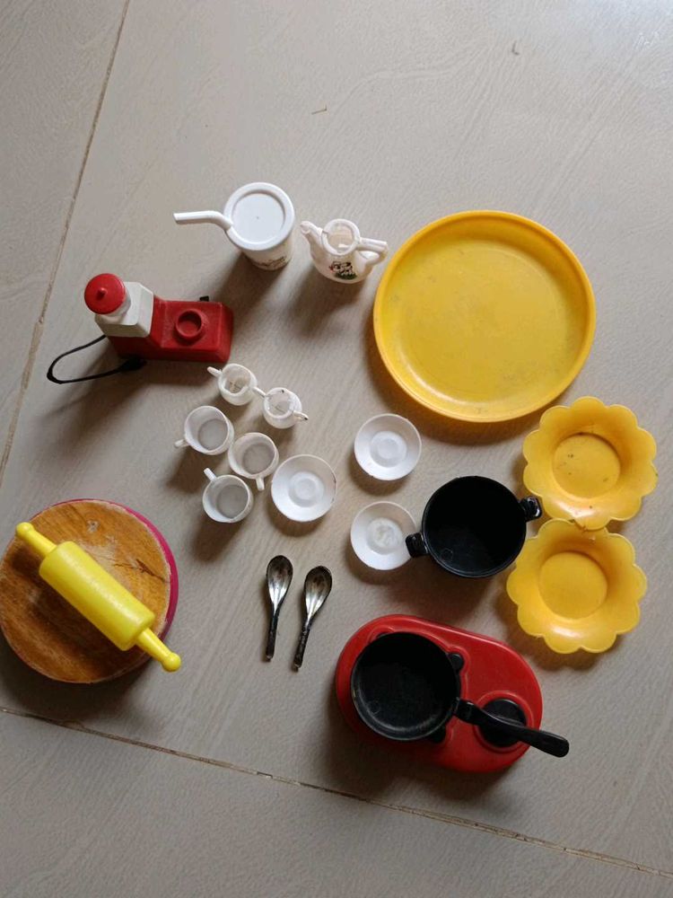 Toy Kitchen Set