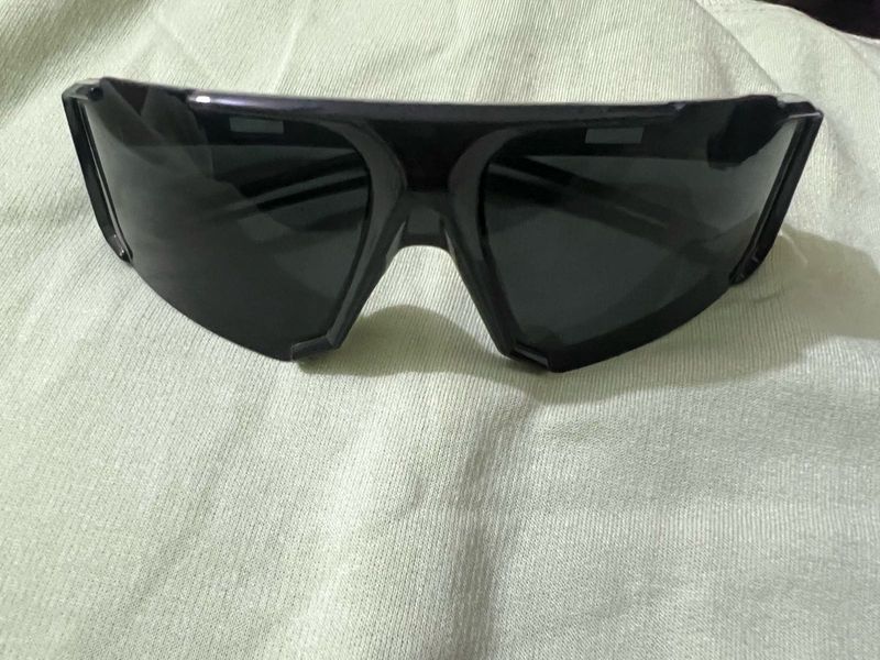 Snow Black Sunglasses