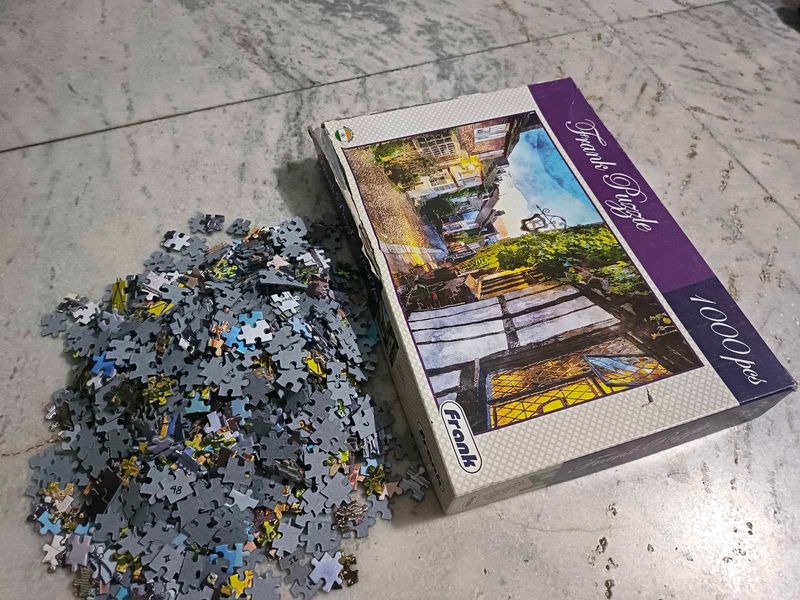 1000 Piece Frank Jigsaw Puzzle Cobbled Street