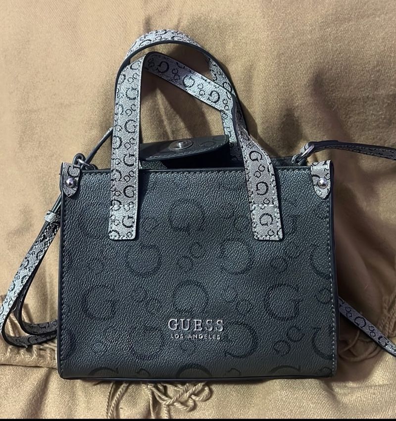 Guess Handbag + Sling