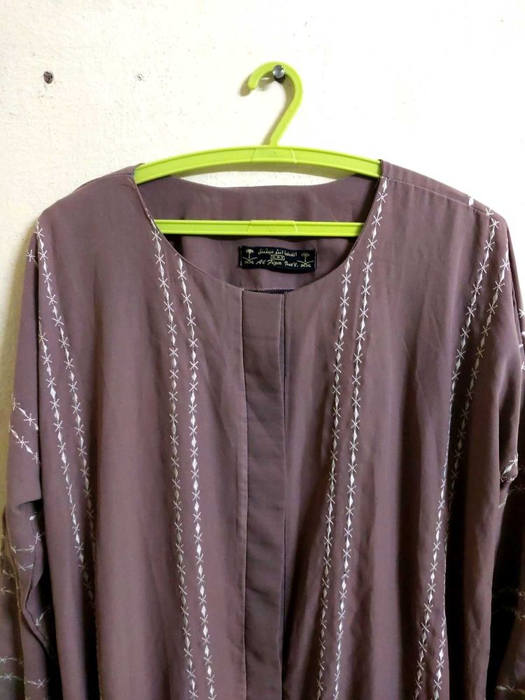 saudi abaya [burkha]