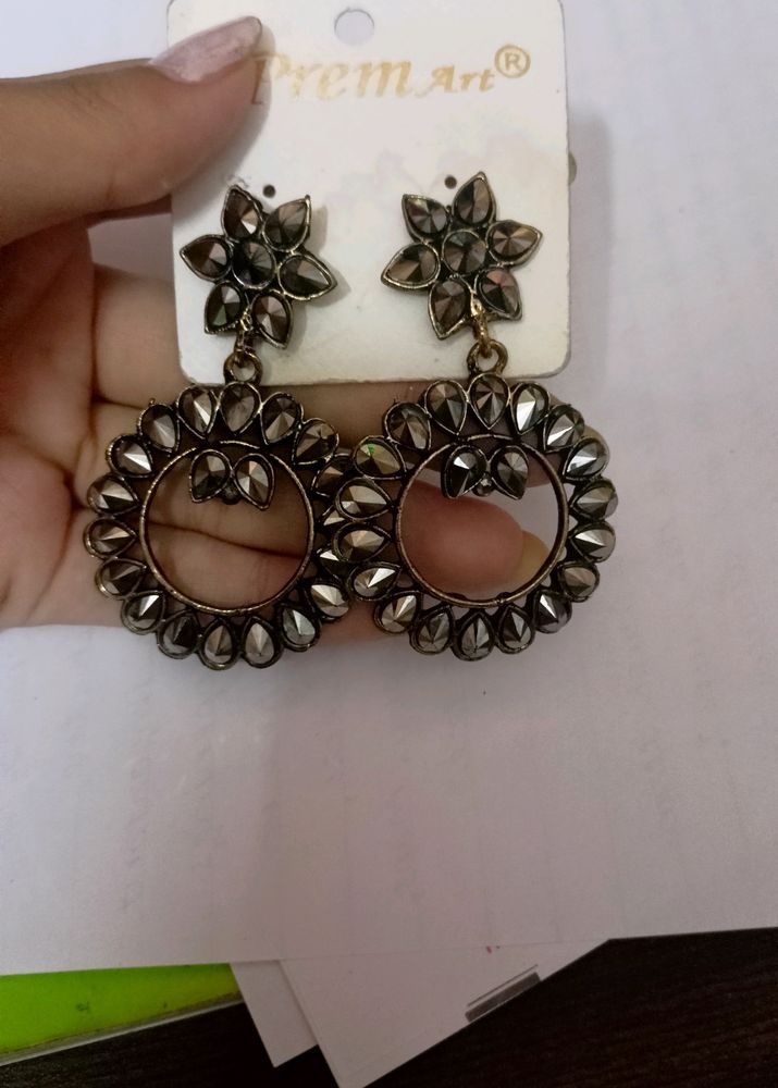 Oxidised Earing