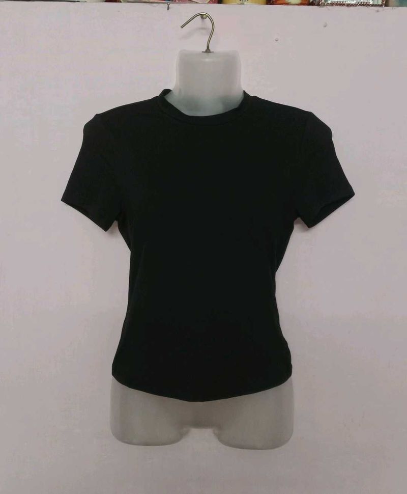 H&amp;M Divided Women&#39;s Casual Tshirt/Top