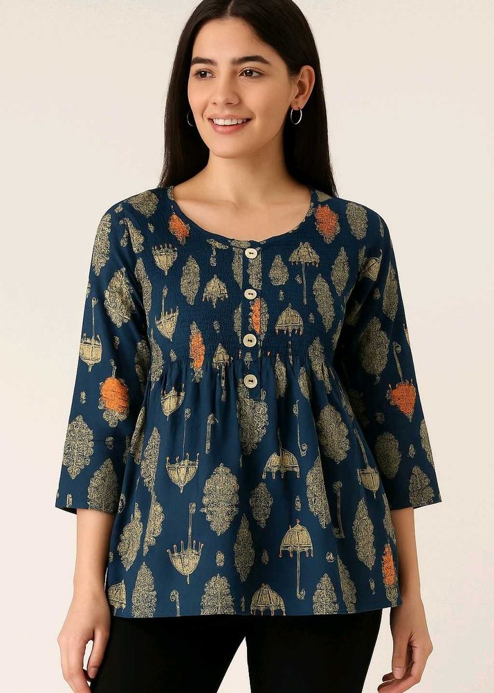 Patterned Three-Quarter Sleeve Top