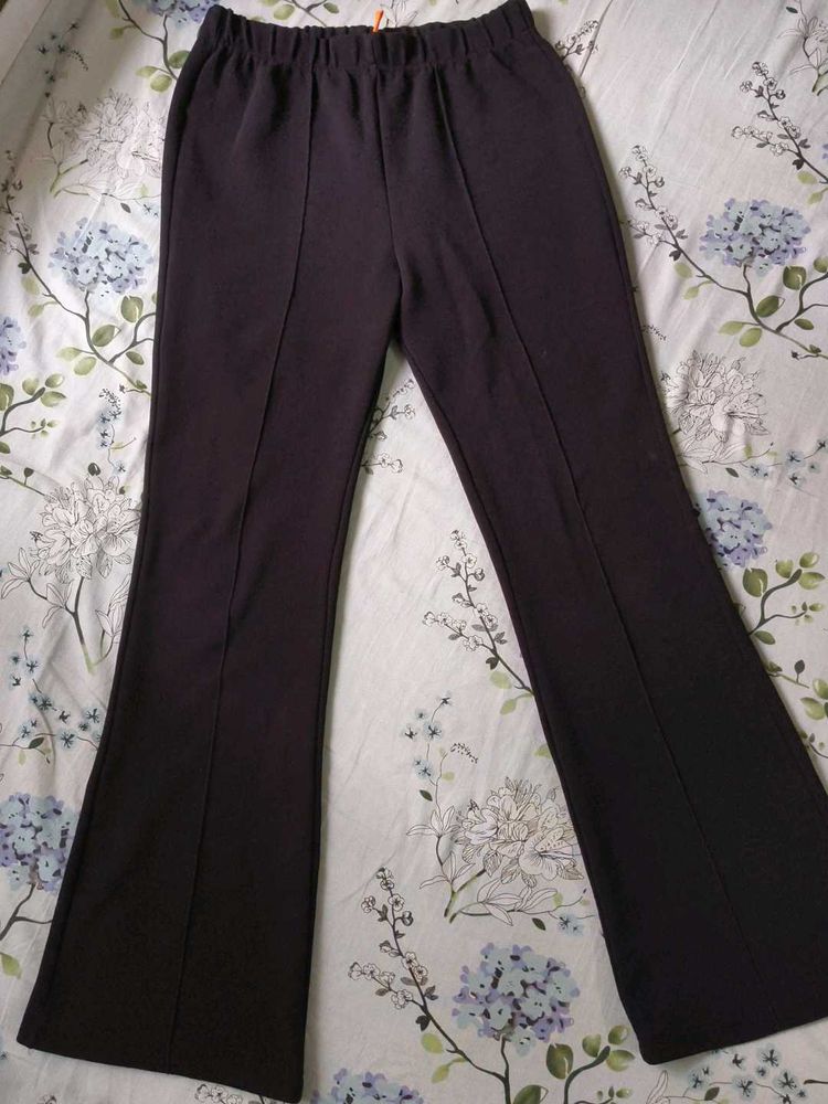 Flared Black Trouser 🖤🤩