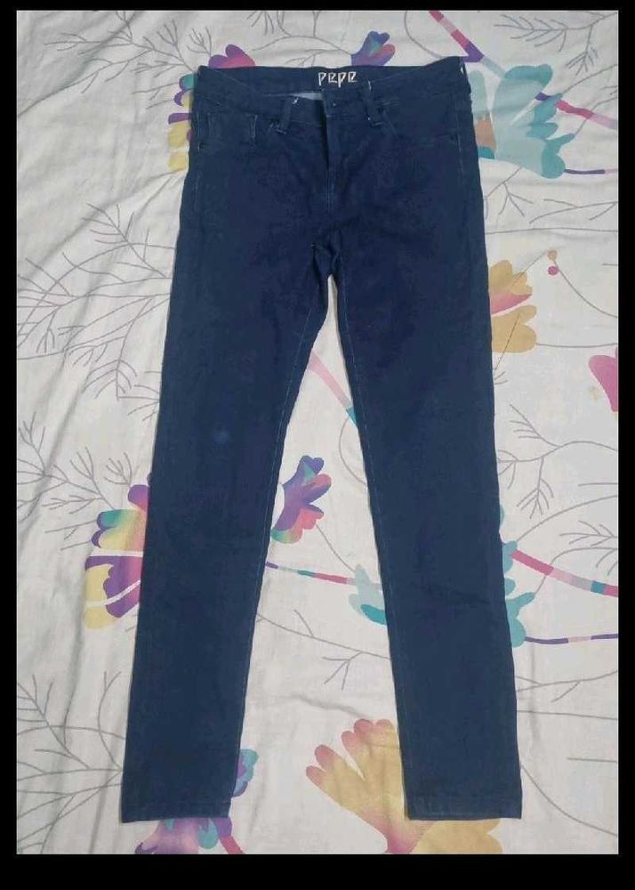 Women&#39;s Skinny Jeans