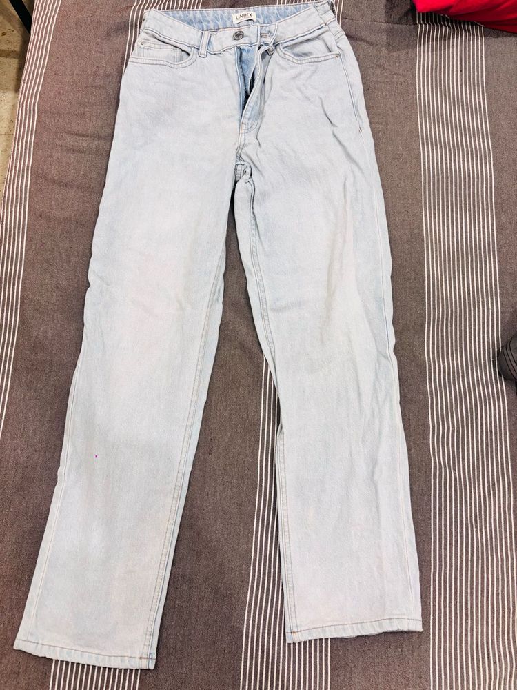 Light Wash Denim Jeans