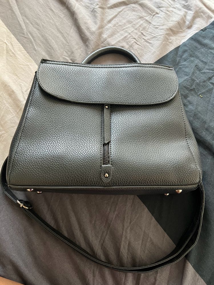 Classic Black Hand Bag