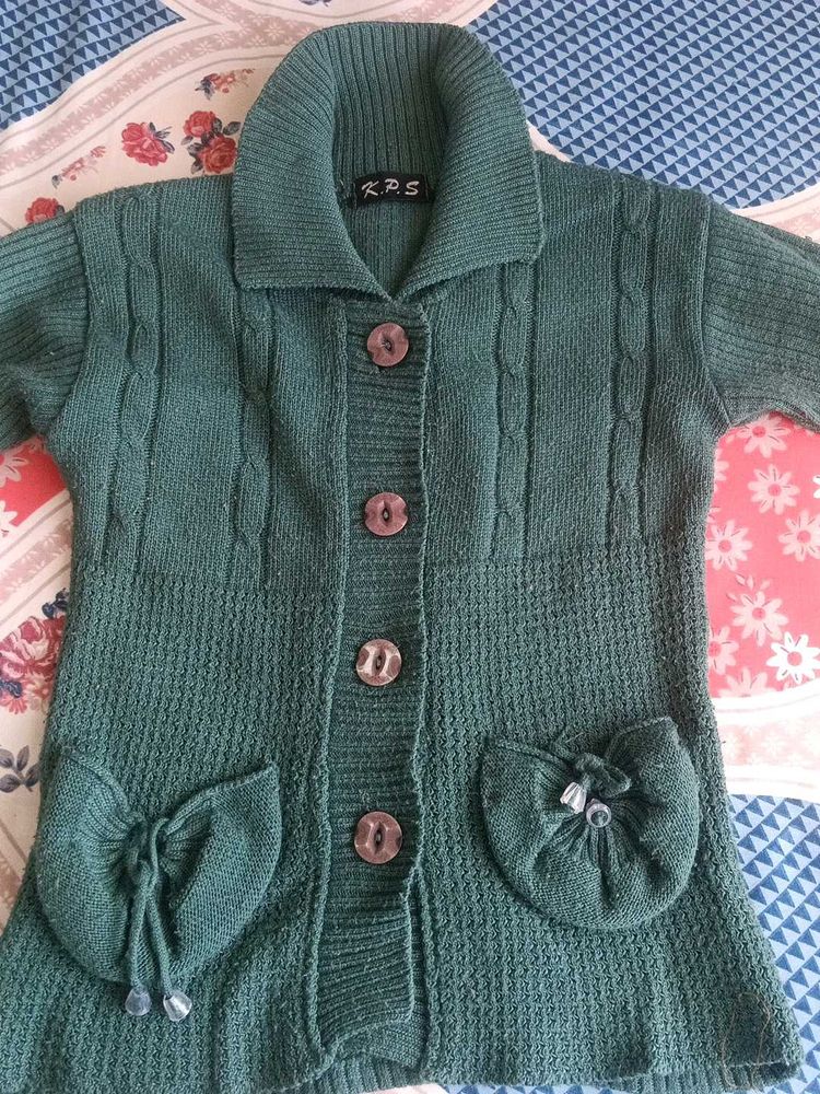 Olive 🫒 green sweater