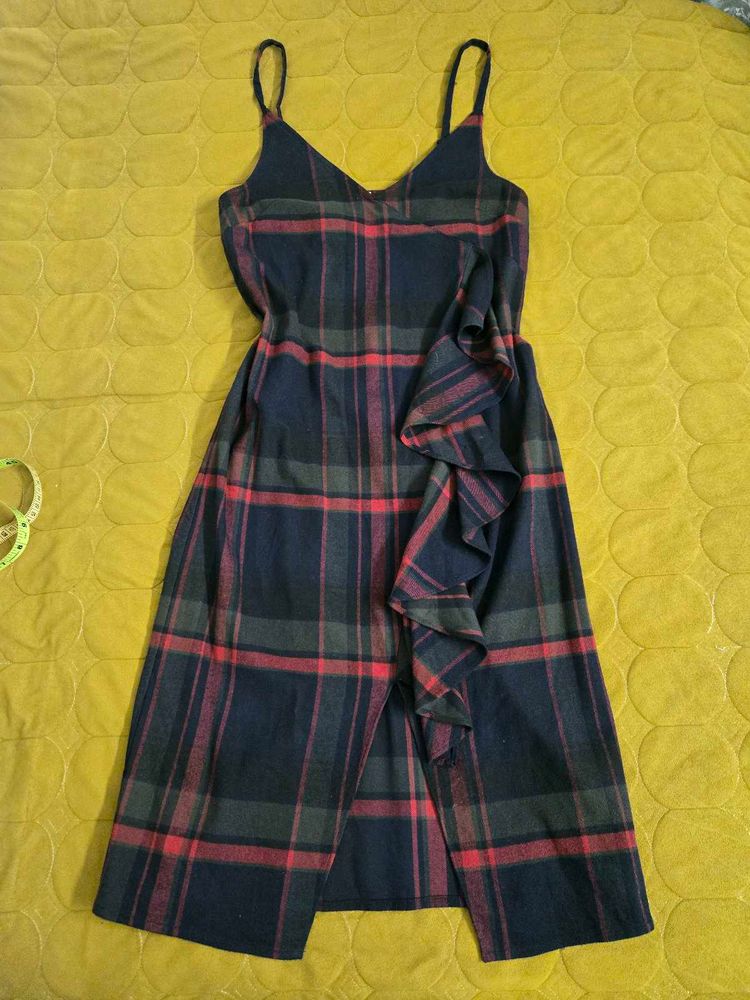 Soft Plaid Ruffle Dress bust 34