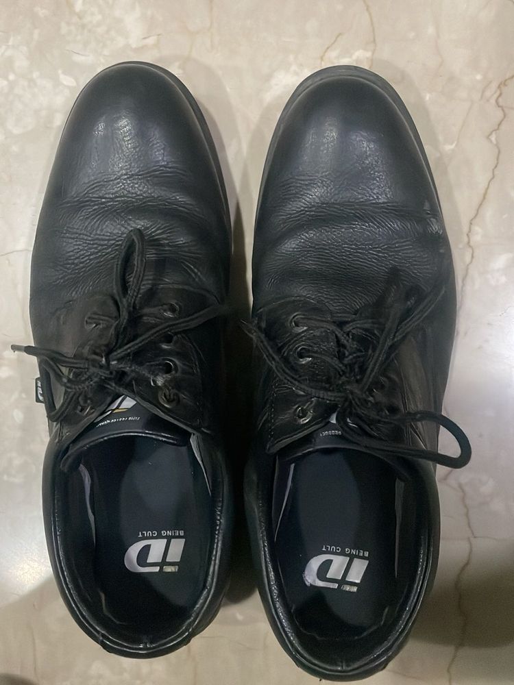 ID: Being Cult Black Leather Shoes
