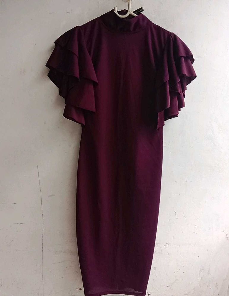 Elegant Burgundy Ruffle Sleeve Bodycon Dress 💜