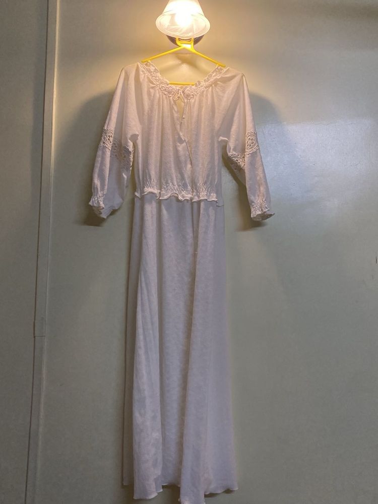 Elegant White Maxi Dress