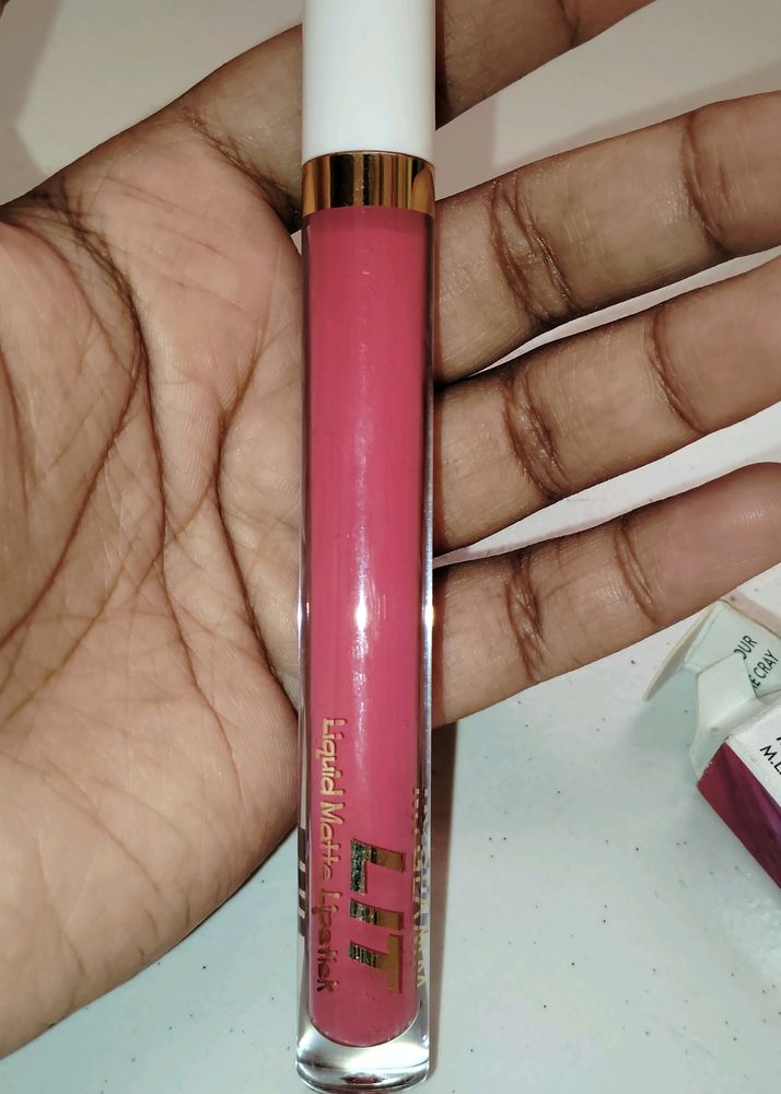 Like New No Use Pink My Glamm Lit Liquid Matte Lip