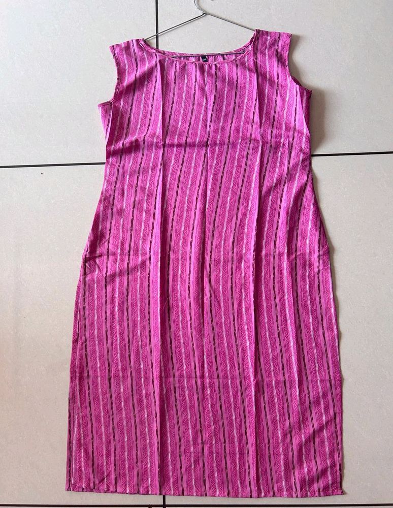 Pink Crepe  Sleeveless  Kurti