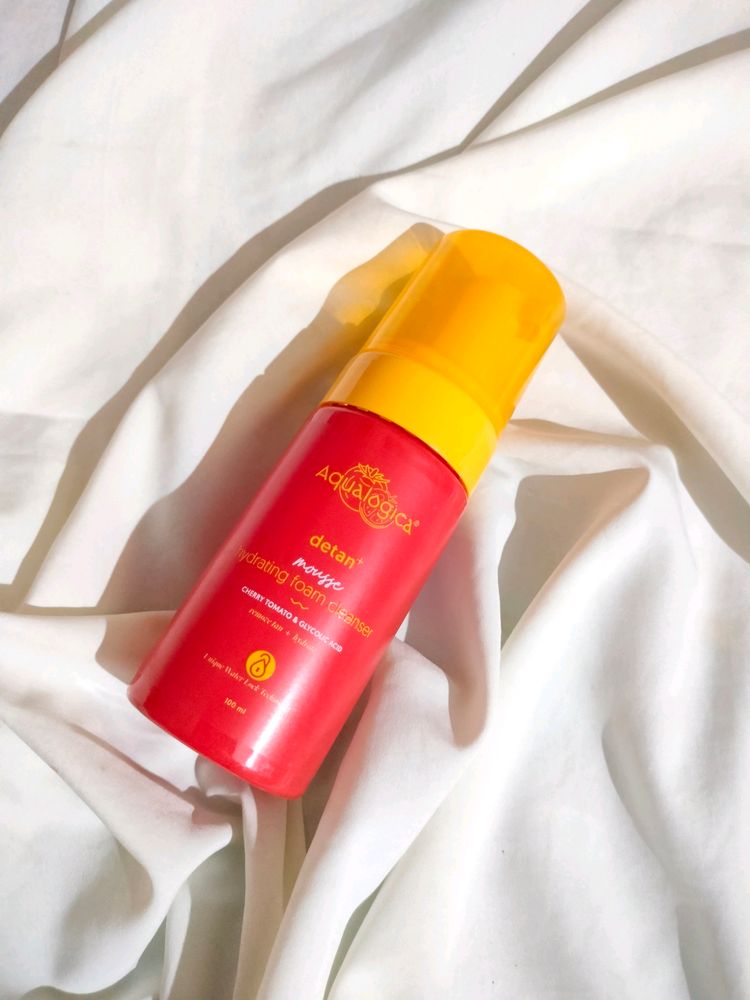 Aqualogica Detan Face Wash ~ Best For Summer Sun