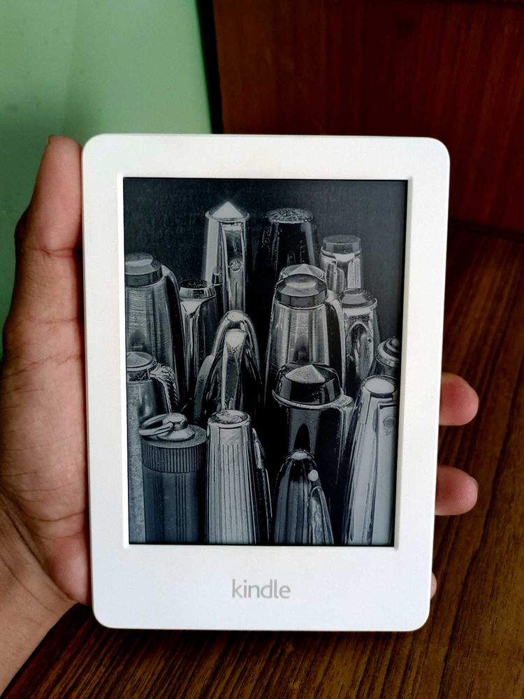 Kindle E-reader