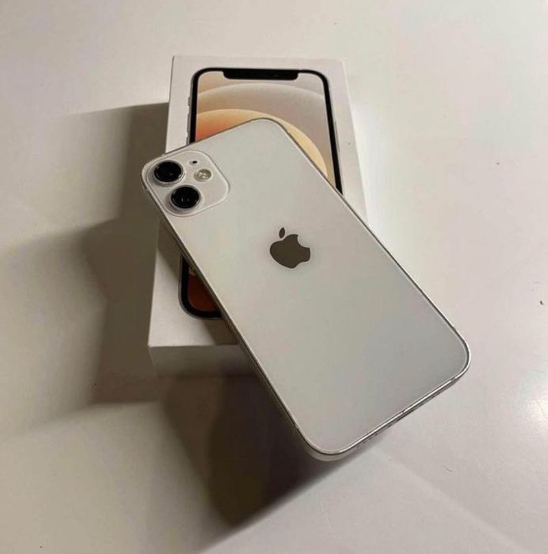 iPhone 12