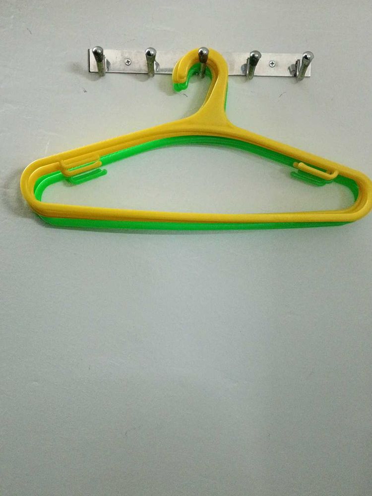 plastic unbreakable Hangers