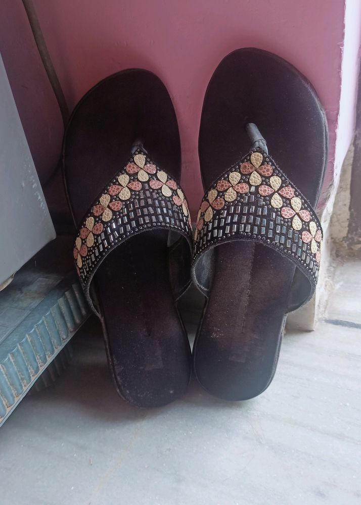 Black Slipper