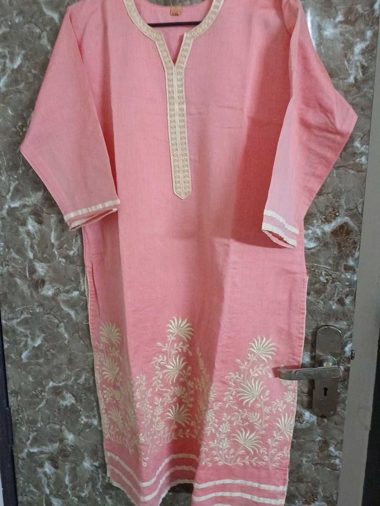 beautiful Embroidery kurti