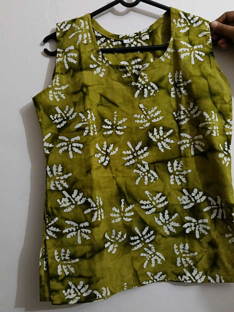 This Is A Beautiful Top Of Cotton