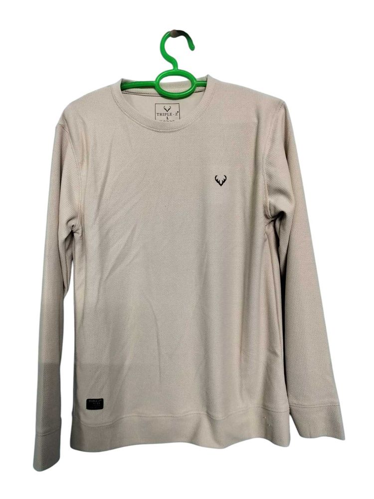 Triple 7 cream color sweatshirt