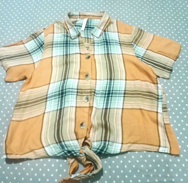 Plaid Tie-Front Crop Top