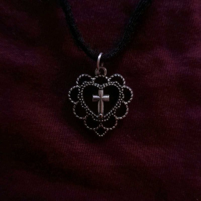 Y2k Gothic Heart Cross Pendant