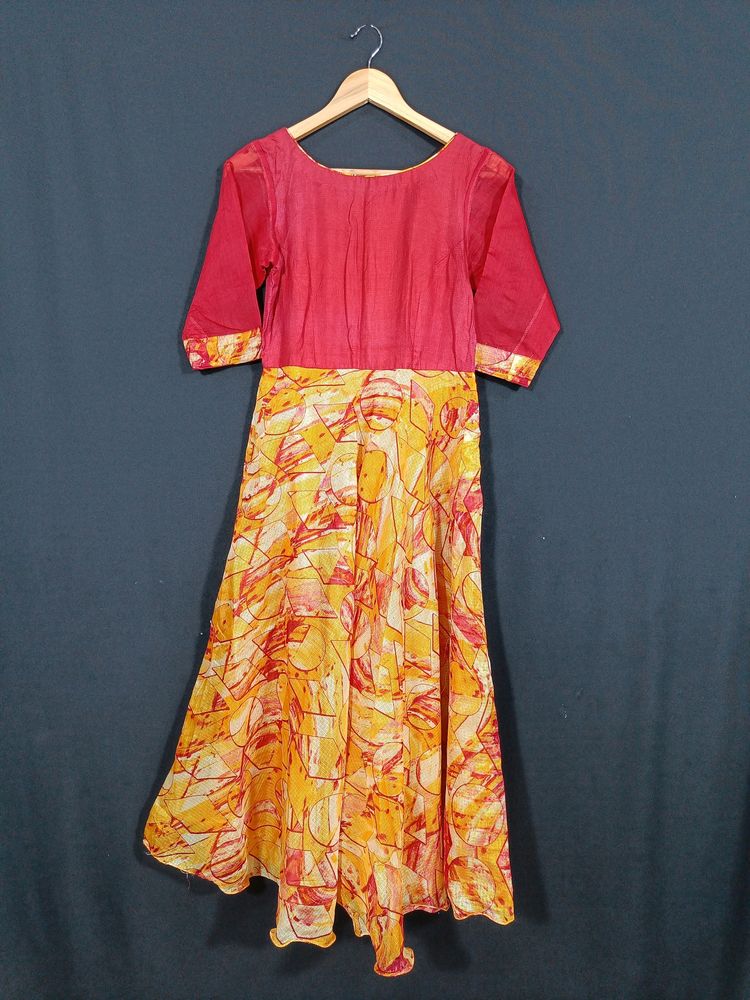Women Red and Multicolour Printed Kurti
