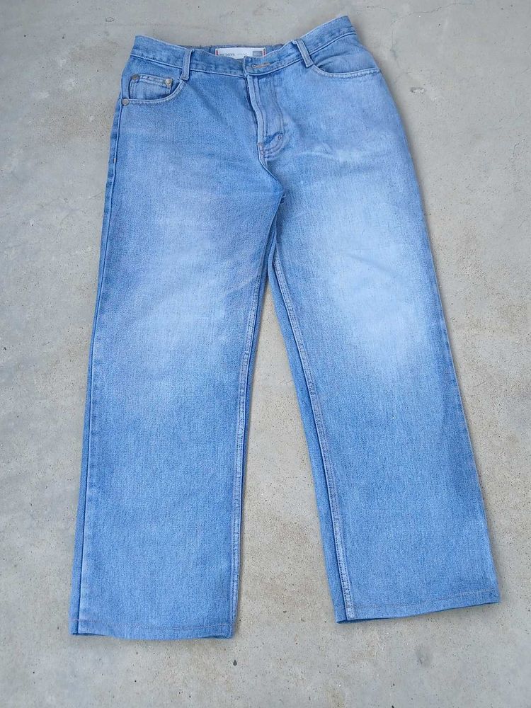 Light Wash Denim Jeans