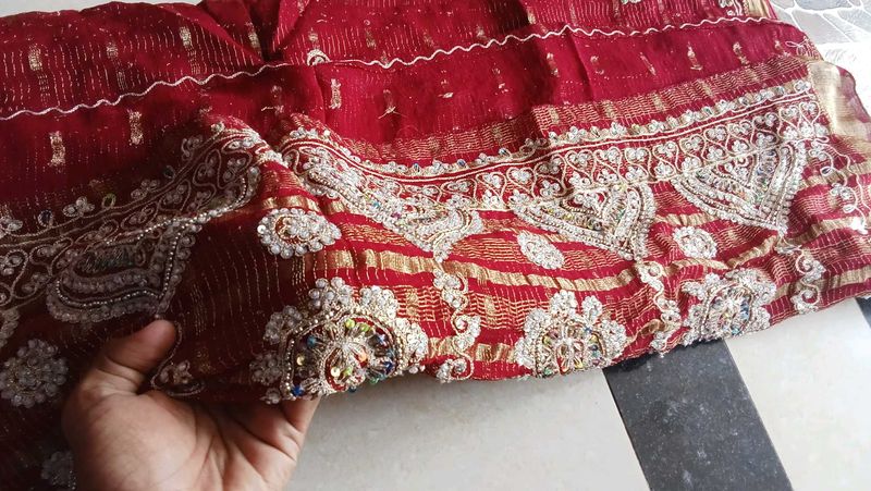 Hey There Everyone Here&#39;s A Cool Saree To Use