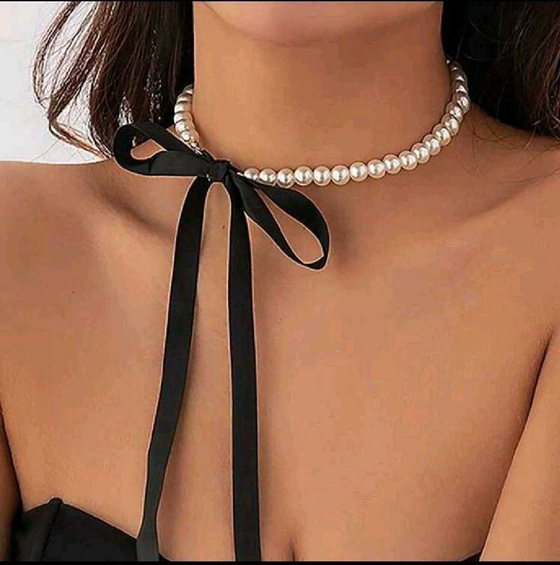 Pearl Ribbon Necklac