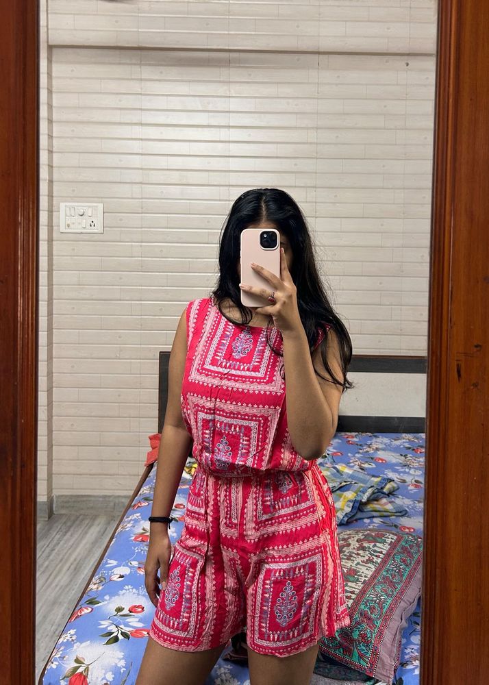 Cute Jumpsuit❤️