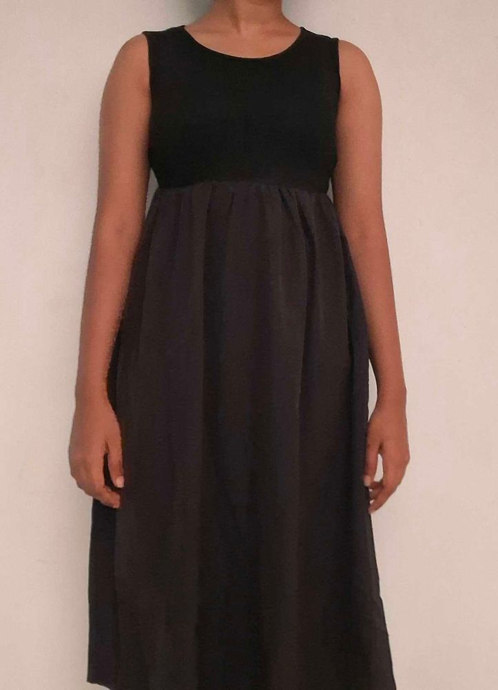 Black Sleeveless Casual Dress