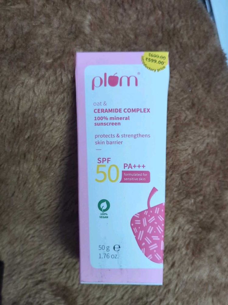 Plum Oat &amp; Ceramide Complex100% Mineral Sunscreen