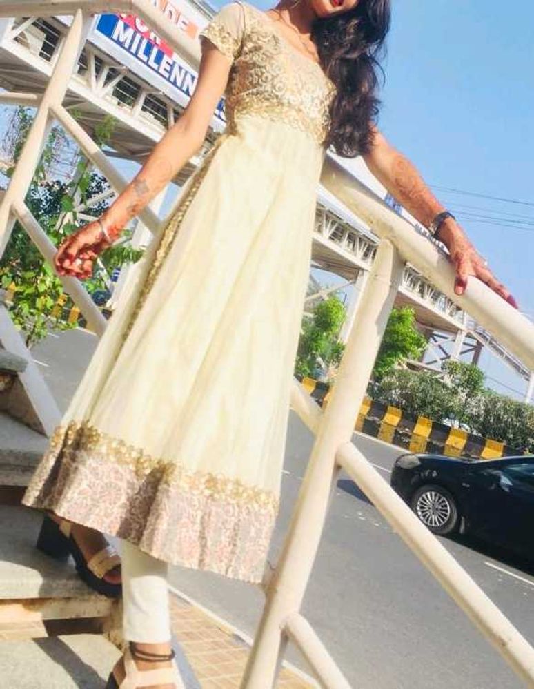 Elegant Ethnic Kurta Set