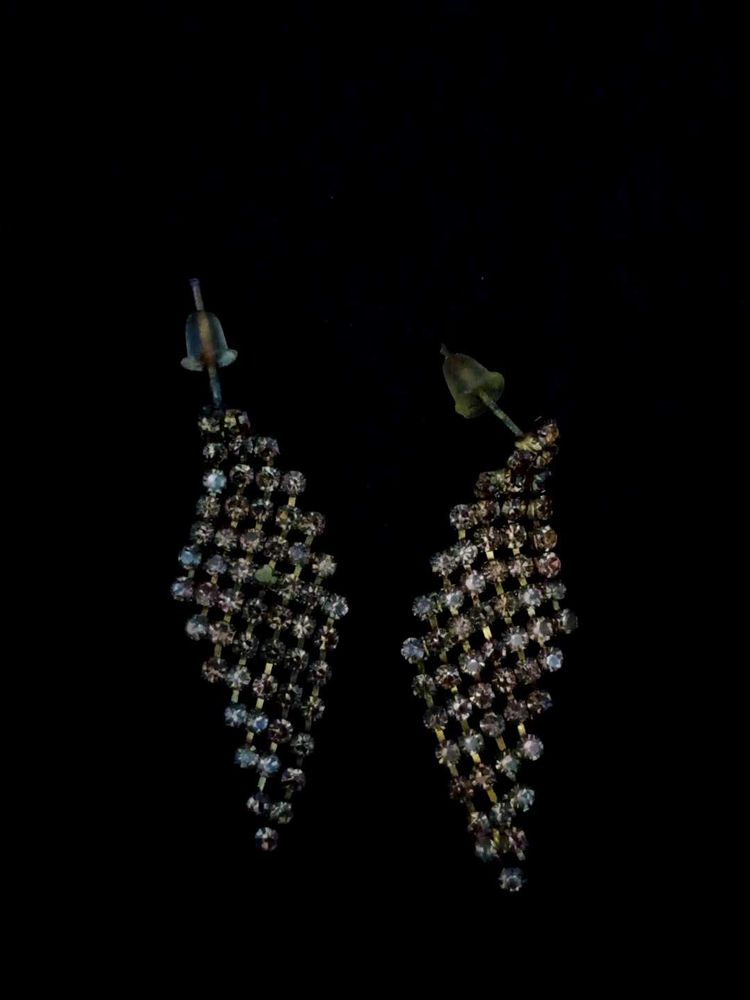 Sparkling Rhinestone Dangle Earrings