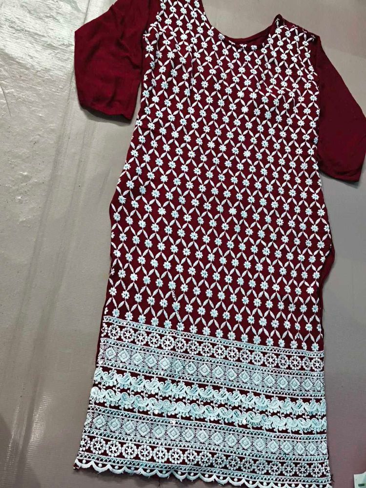 Embroidered Maroon Kurta