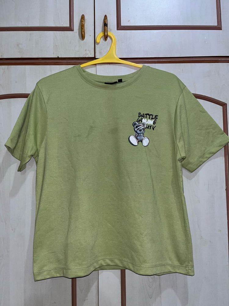 GRAPHIC TEE