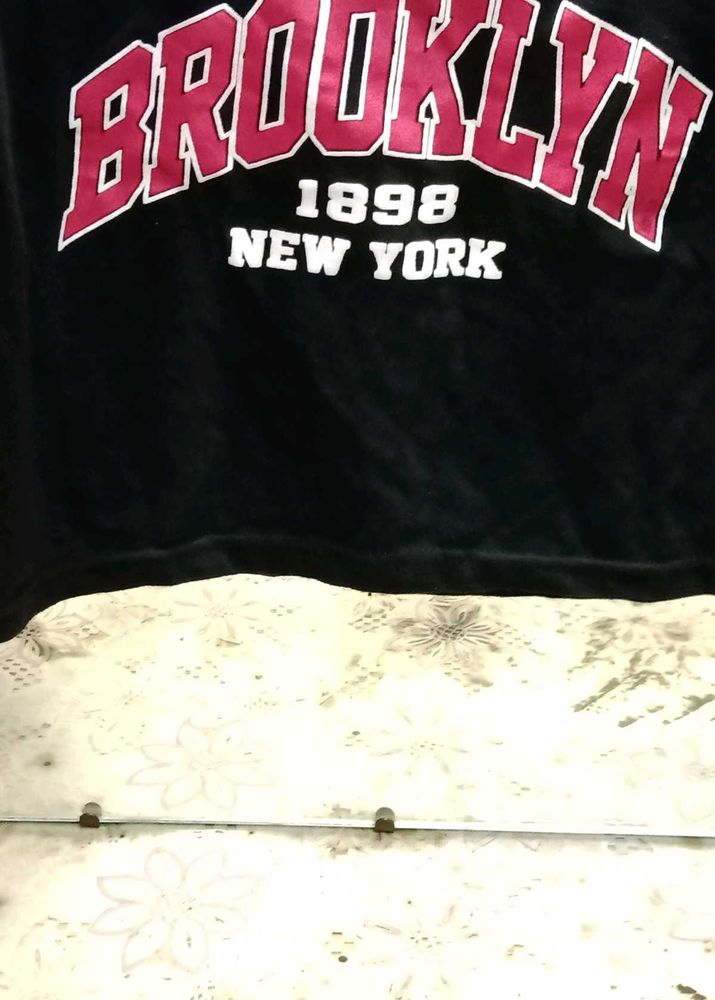 Brooklyn Graphic Top